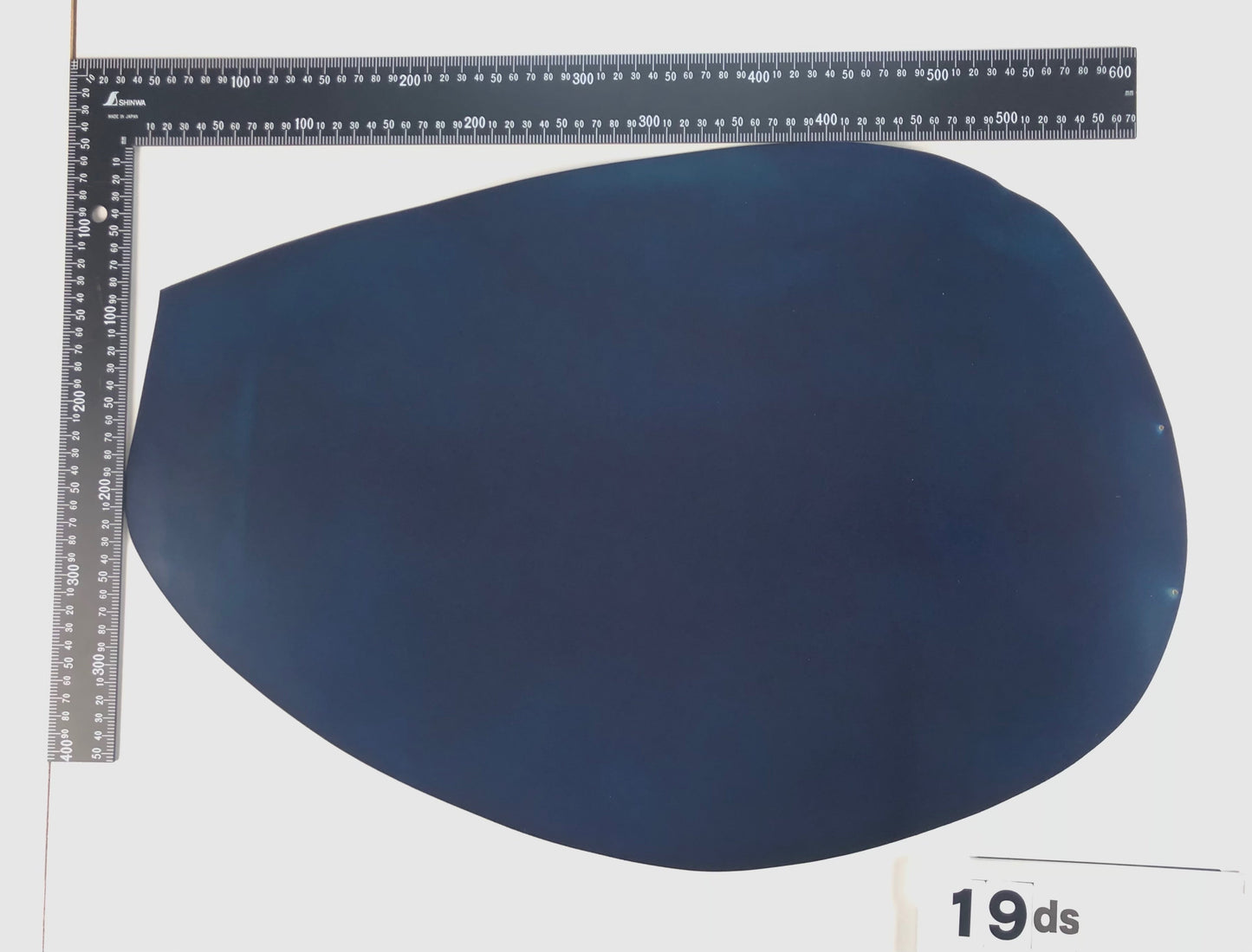 アニリンコードバン #606 ブルー Aniline Cordovan Blue
