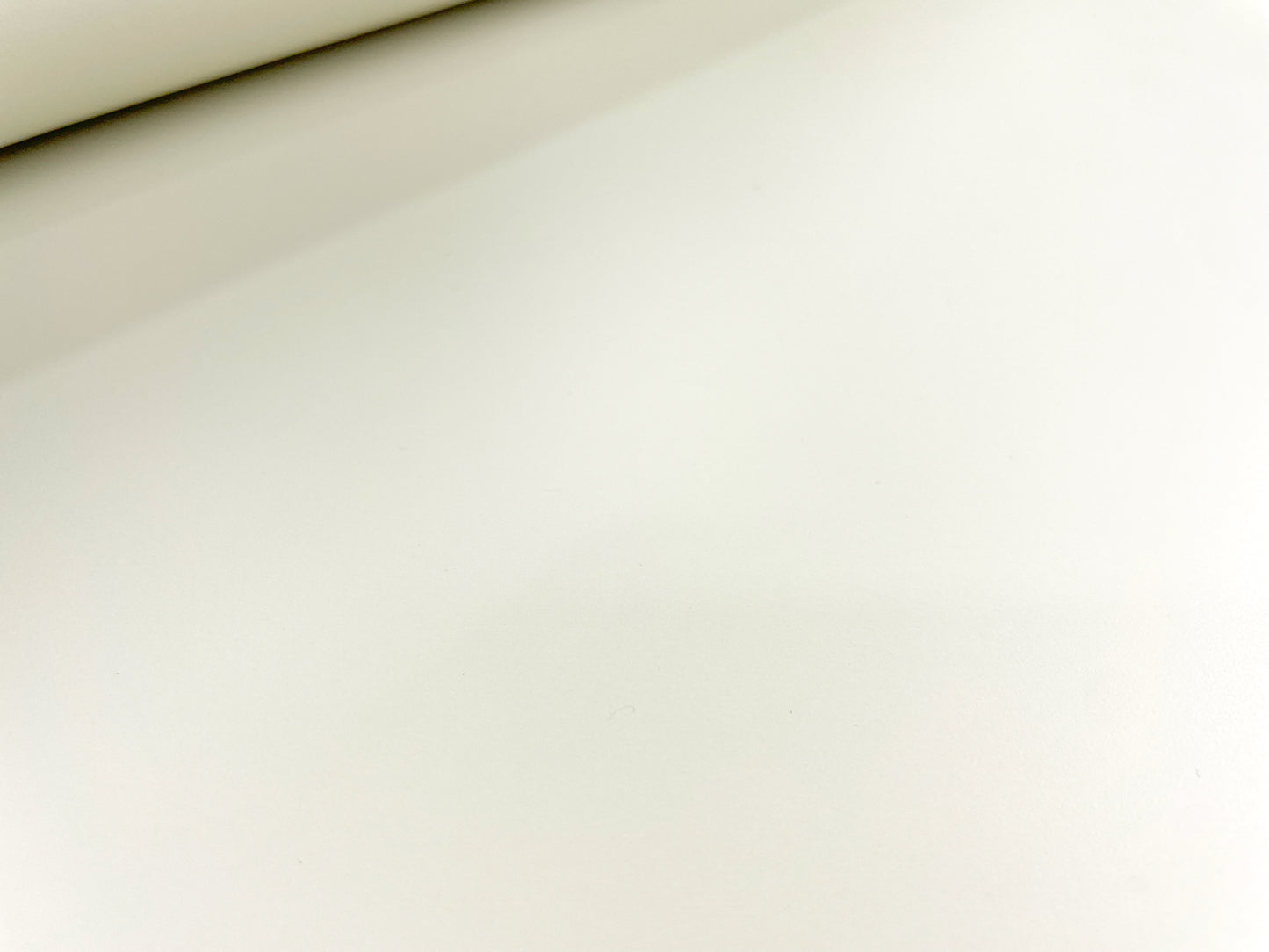 Vono Aniline #17 Off White
