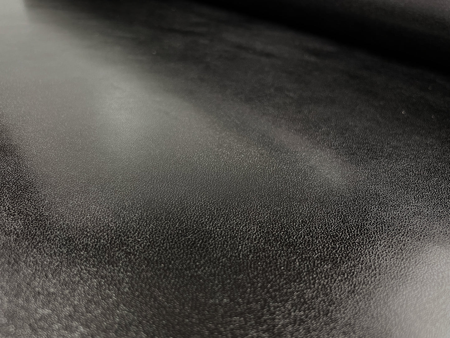 Vono Aniline #07 Black