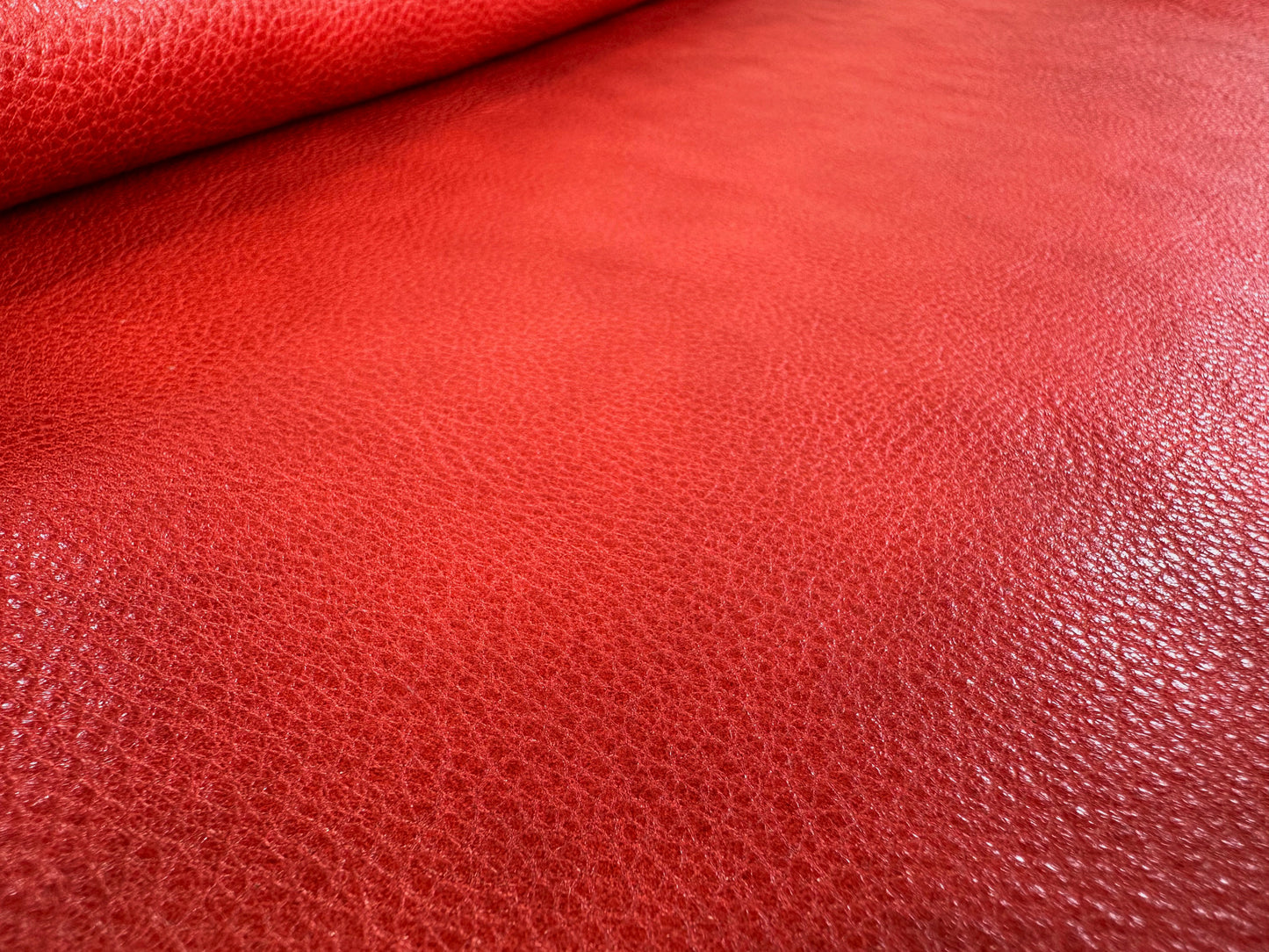 MW Natural Tanned Shrink Leather #5 Red