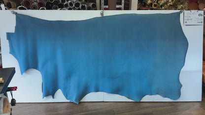[Limited stock] [Outlet item] Novose #5 Blue Hand Waxed Leather